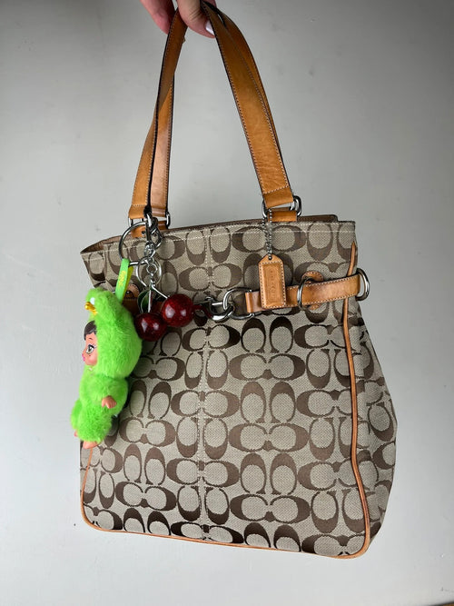 Coach Hamptons Signature Canvas Clip Tote 6352