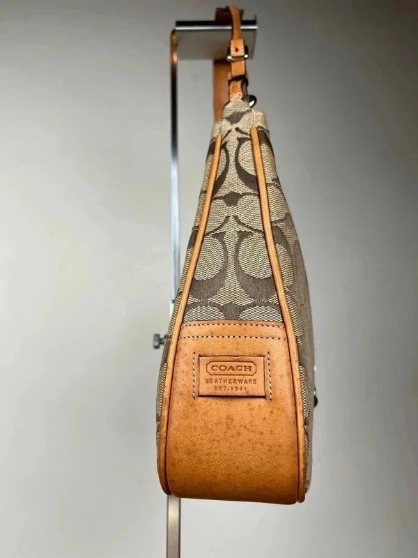 Vintage Coach Signature Hampton Clip Hobo 6091