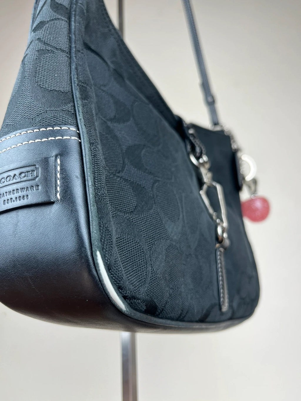 Coach Hamptons Clip Shoulder Bag 6091