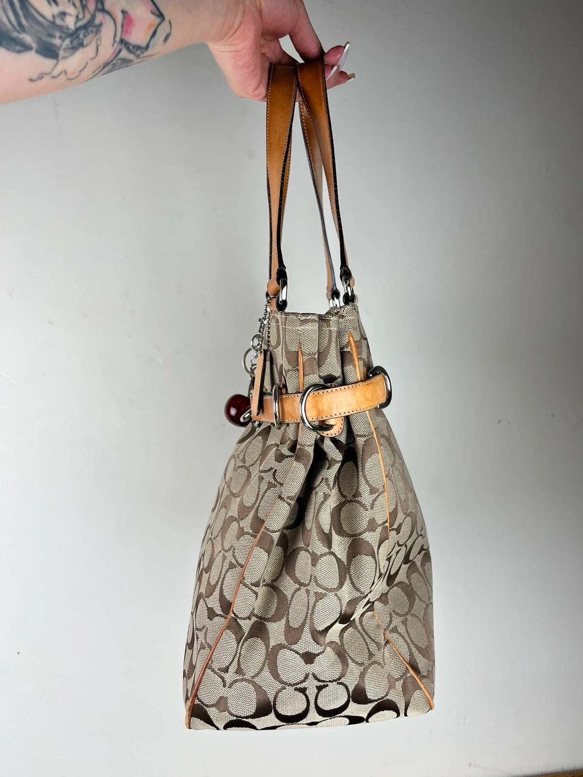 Coach Hamptons Signature Canvas Clip Tote 6352
