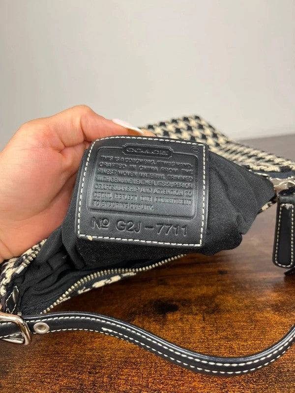 Rare Coach Hamptons Houndstooth Wool Mini Bag 7711