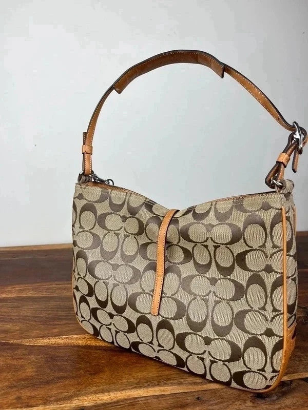 Vintage Coach Signature Hampton Clip Hobo 6091