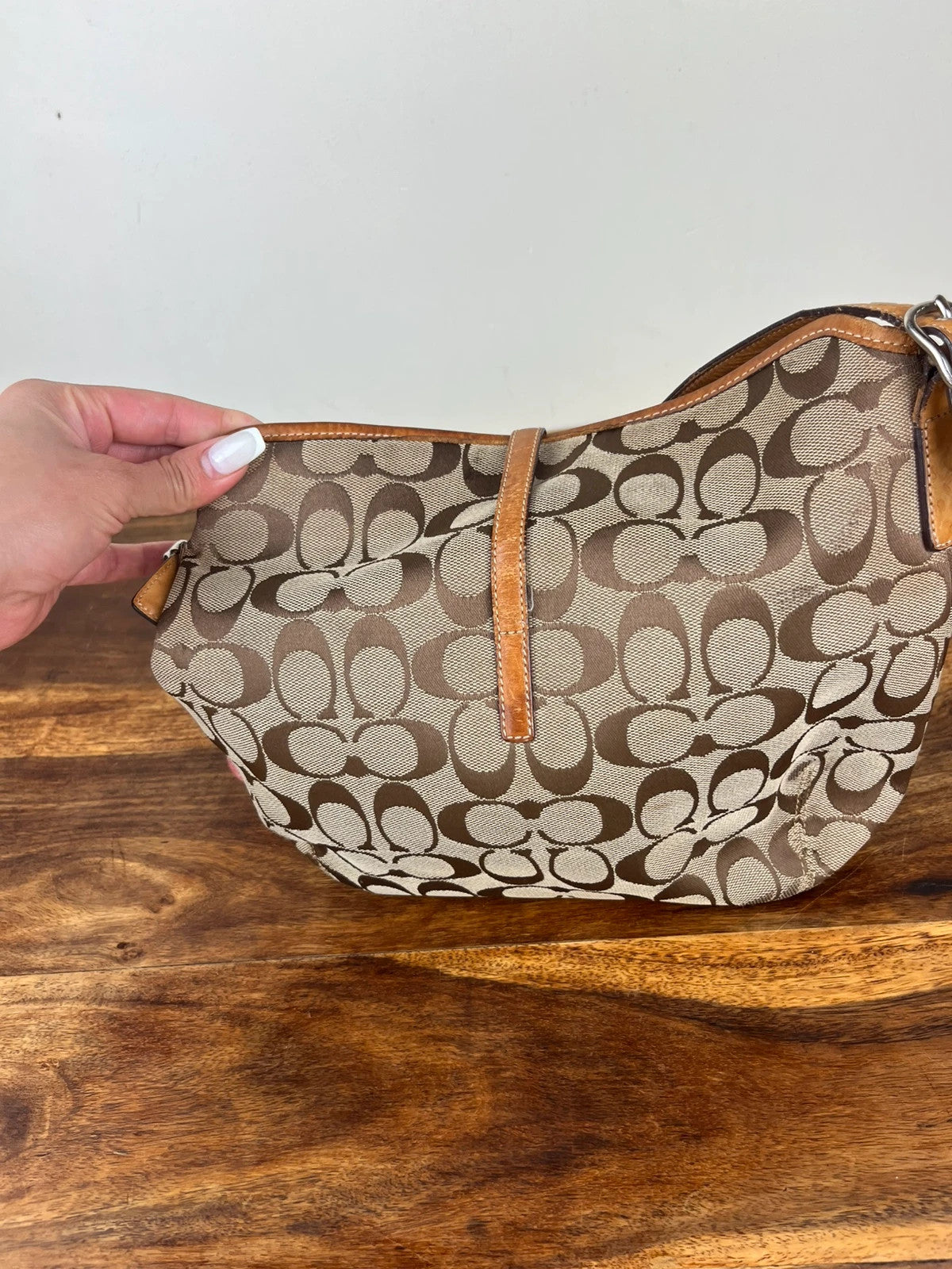 Coach Hamptons Signature Soft Clip Hobo 6845