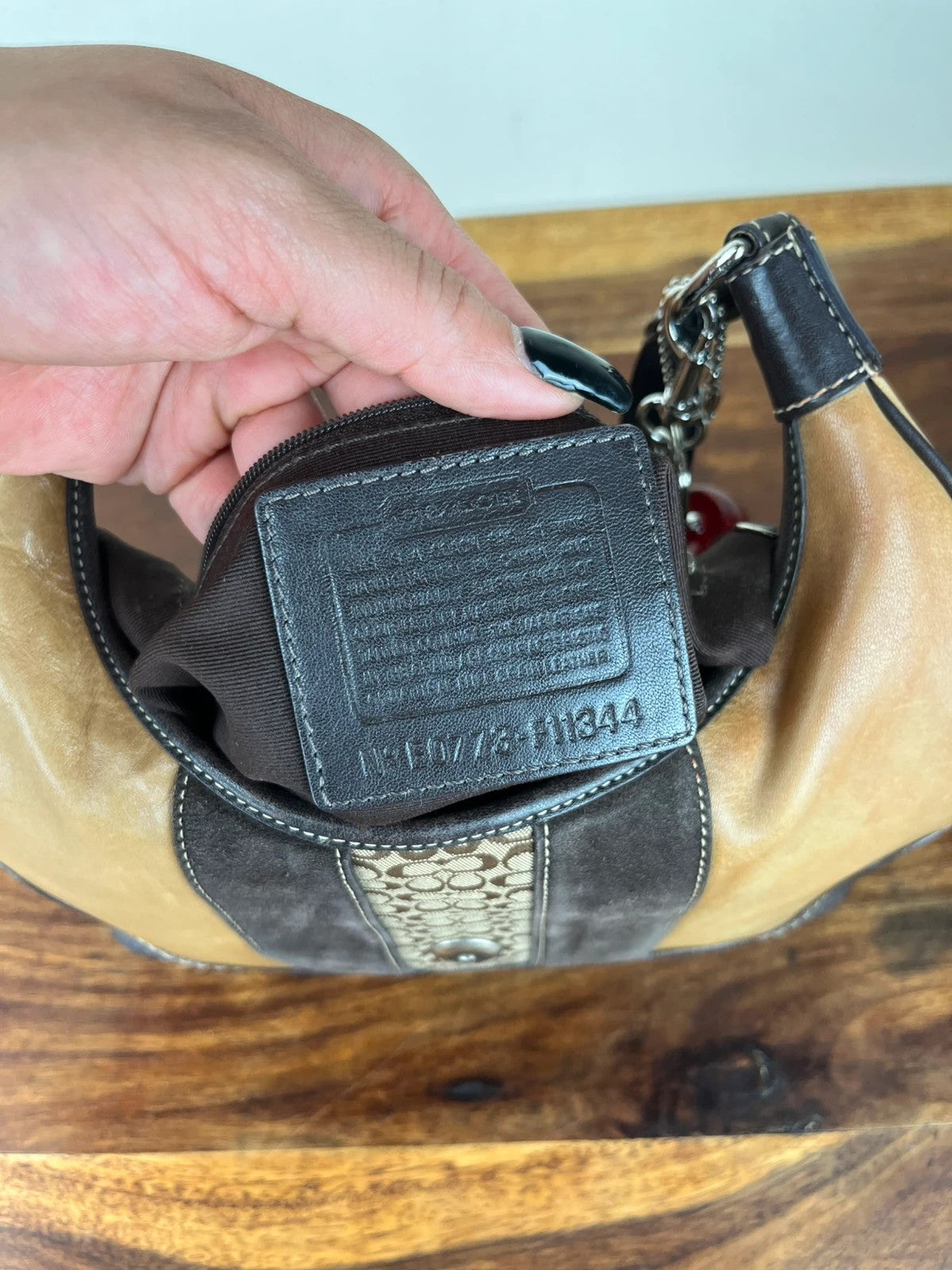 Coach Soho Hampton Hobo F11344